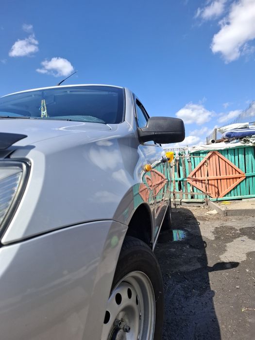 Продам машину лада гранта.