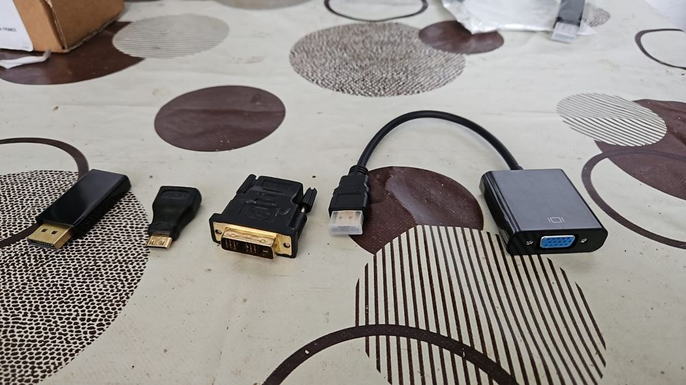 Adaptore pc monitor Vga hdmi display port