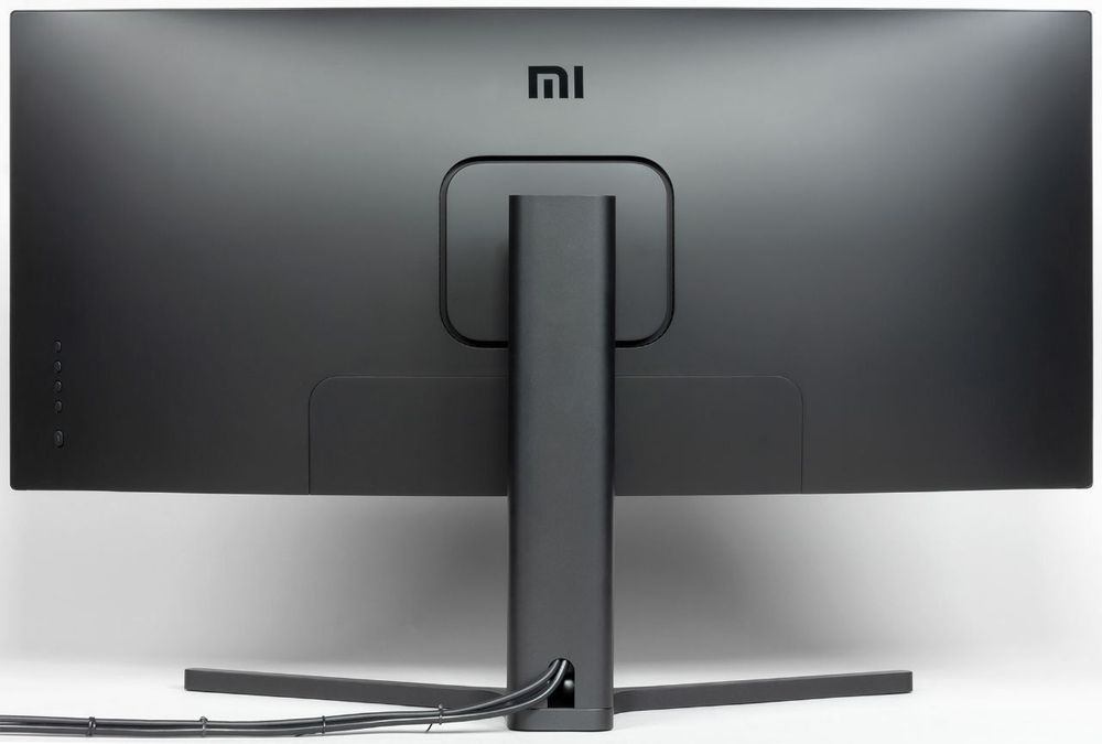 Монитор Xiaomi Mi Curved Gaming XMMNTWQ34 черный