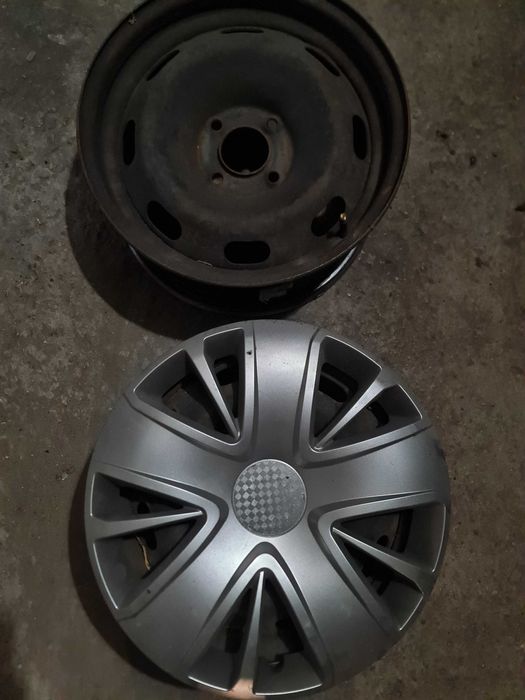 Джанти 15' 4 болта стоманени заедно с тасове от Режо 307