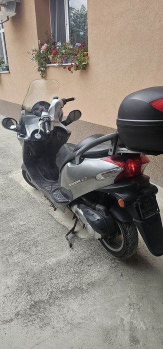 Скутер Kymco Grand dink 50