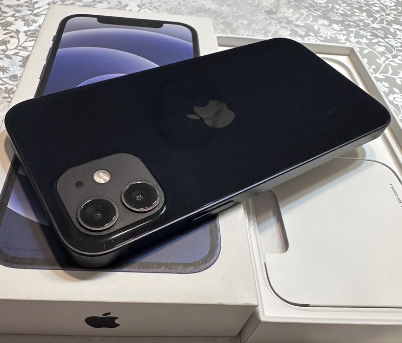 Iphone 12 black 64 gb