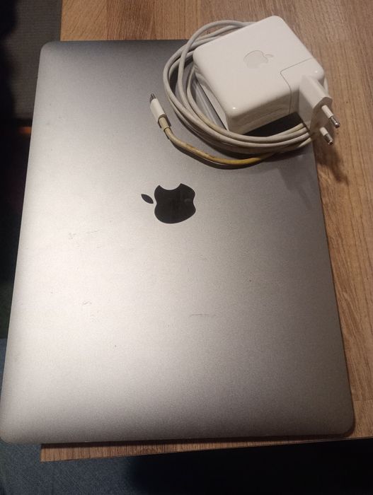 Laptop MacBook Pro 14,1 Intel i5 8GB RAM - 2017