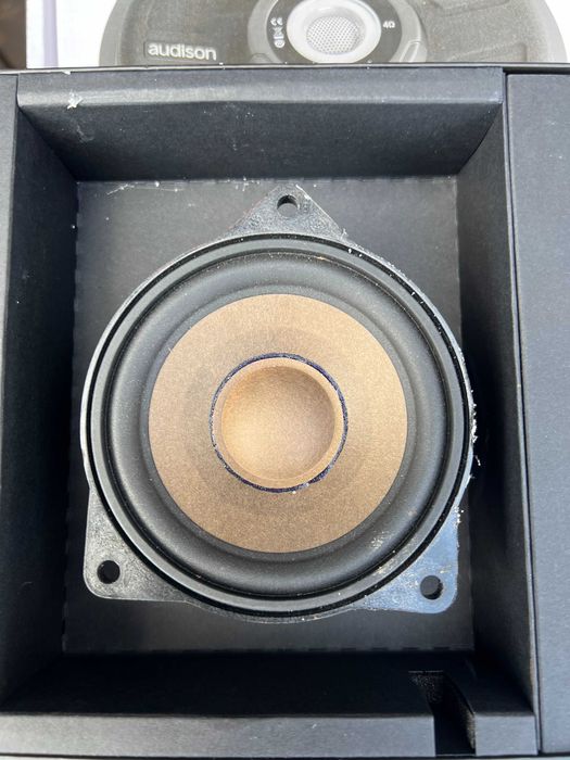 Sistem audio original BMW HiFi S676A-Pachet complet: Amplificator + Boxe