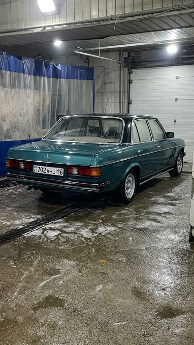 Продам Mercedes 123