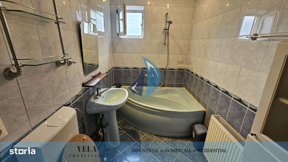 Apartament 3 camere, Cornisa