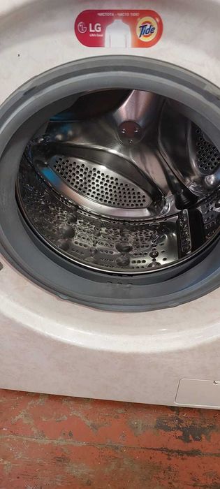 Продам современную СМА LG 7 кг.
