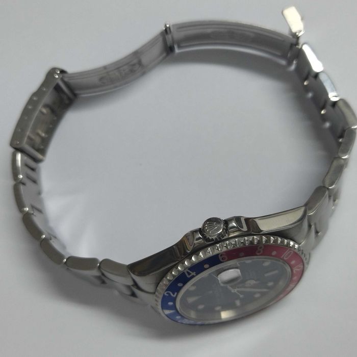 Rolex GMT Master II “Pepsi Rectangular dial” 16710 T