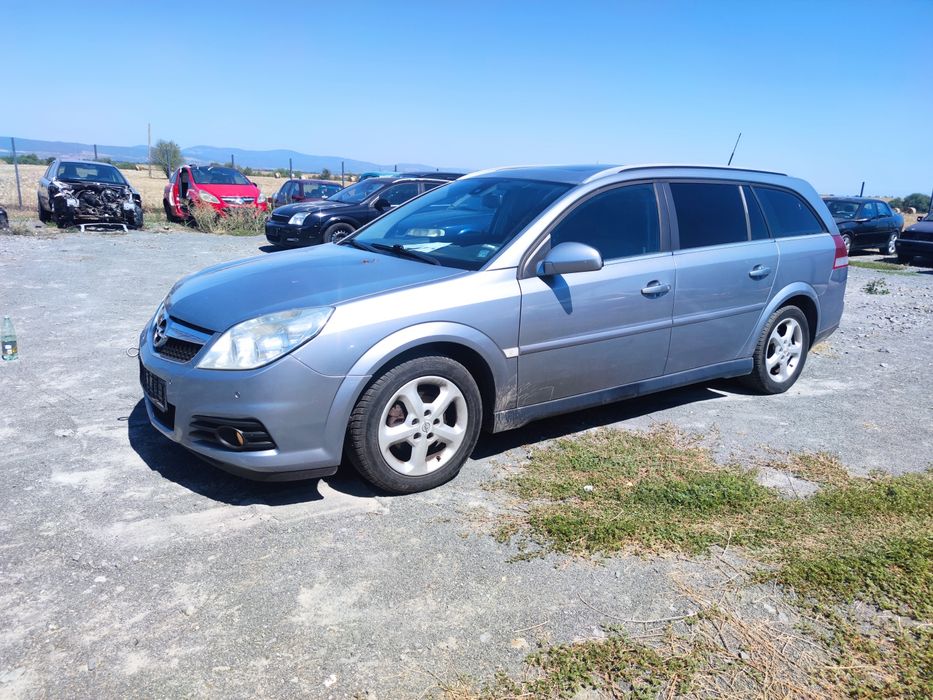 Опел Вектра Ц 2.2 155к.с директ комби НА ЧАСТИ / Opel Vectra C 2.2 155