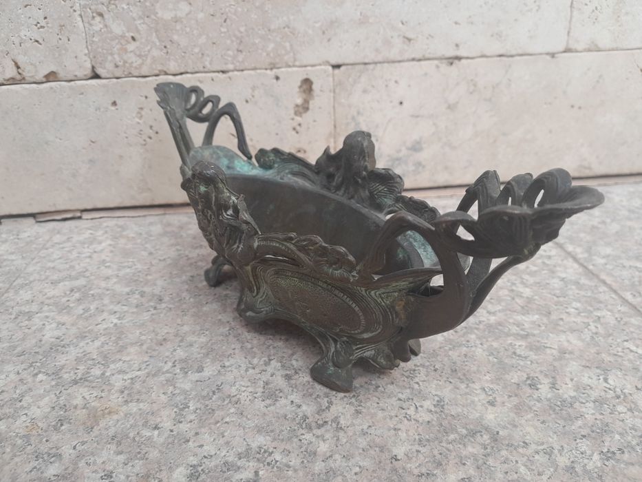 Obiect decorativ foarte vechi din bronz,  transport gratuit