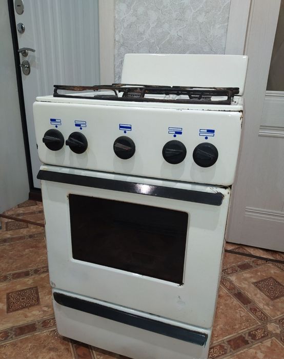 Продам советскую газовую плиту
