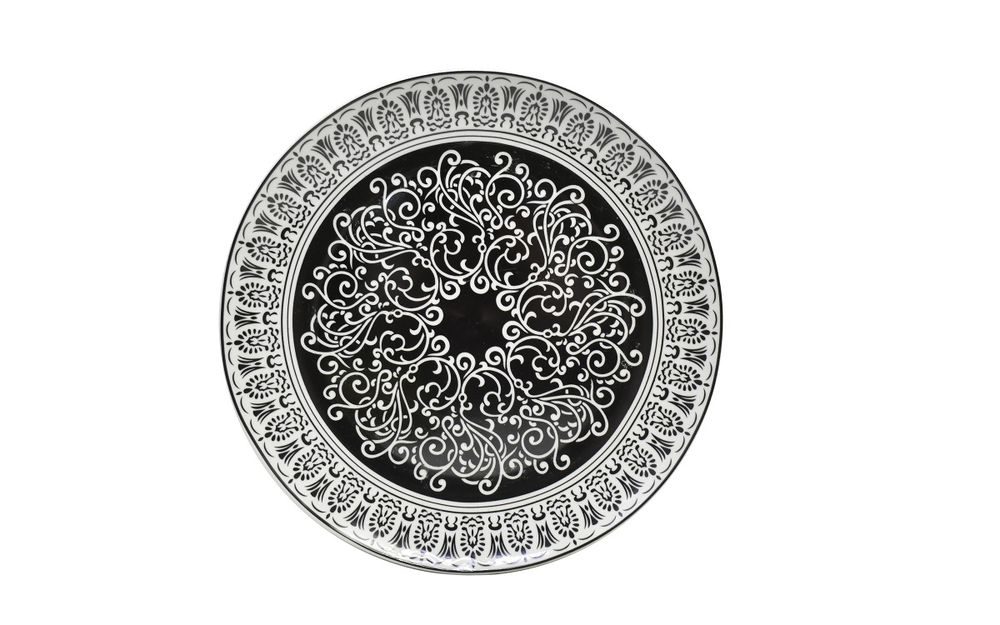 Сервиз за хранене в черно-бяло