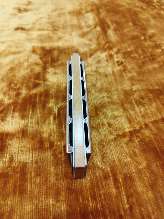 Продавам Хармоника