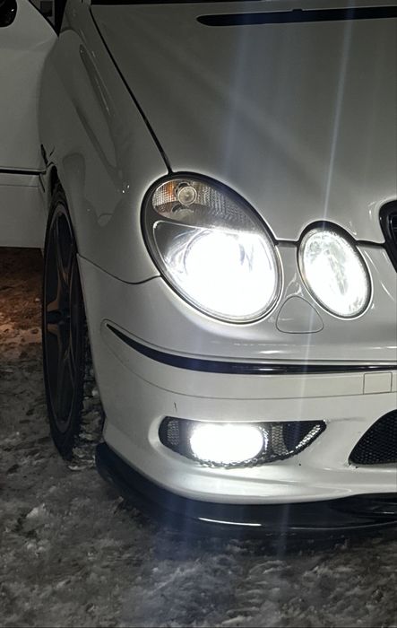 Продам туманку e55 AMG w211