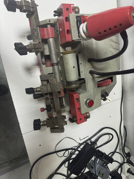 Продам Станок Модерн универсальный