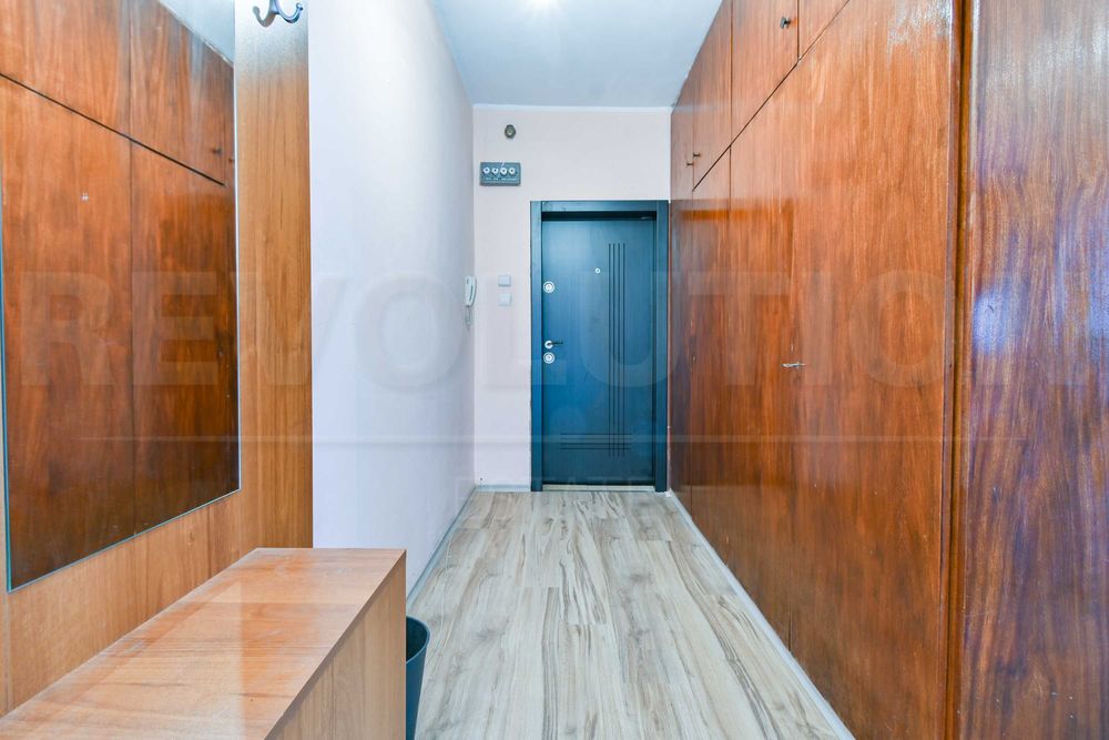 Продава се Двустаен апартамент в София, Фондови жилища - 68 кв.м за 2059 €/кв.м - Снимка #7