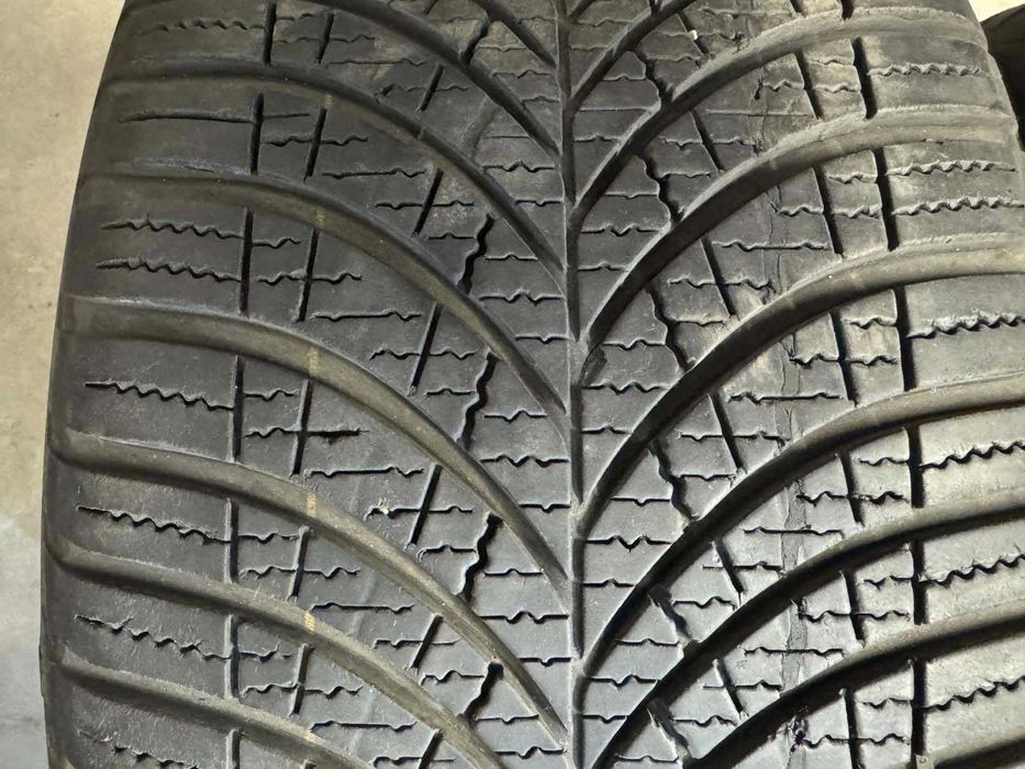 4 броя 225/50/R17 всесезонни dot 4322 GOODYEAR