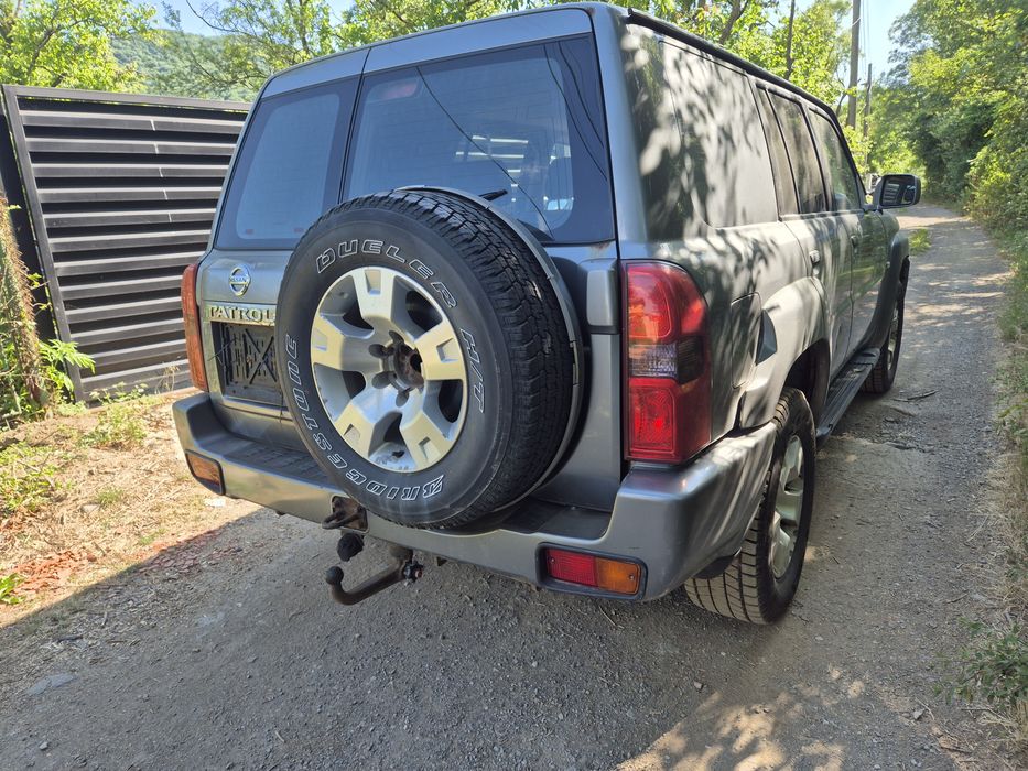 Nissan Patrol Y61 3.0d facelift на части!