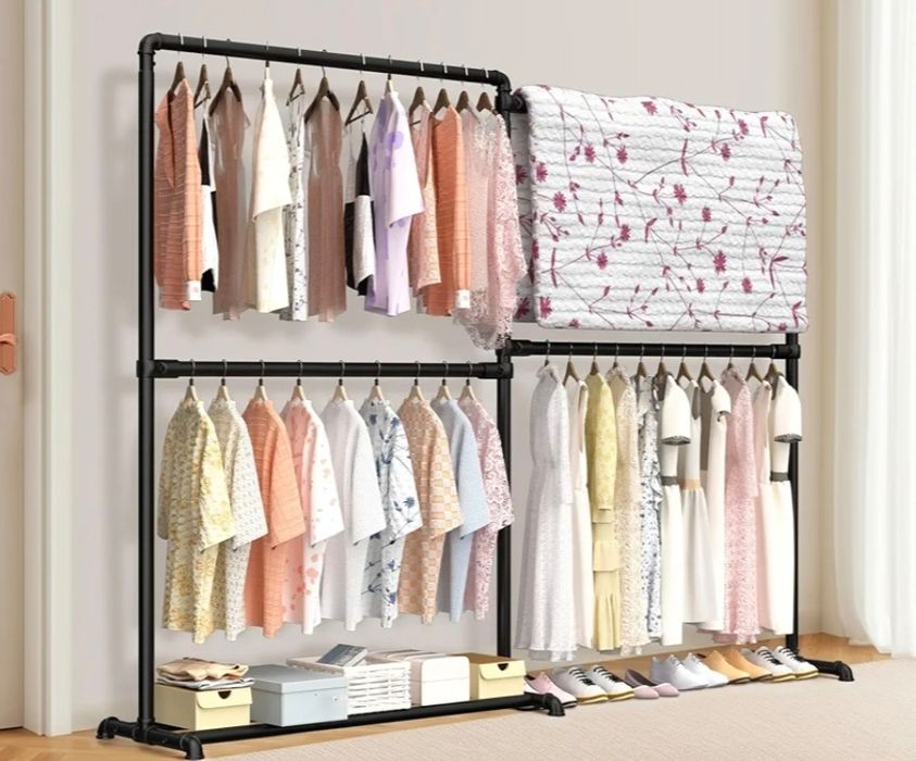 Suport de haine rezistent cu brațe laterale pliabile la 360o