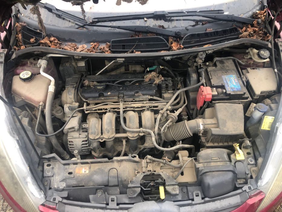 Piese din dezmembrări Ford Fiesta 2011, visinie 1.25i  STJB , 5 trepte
