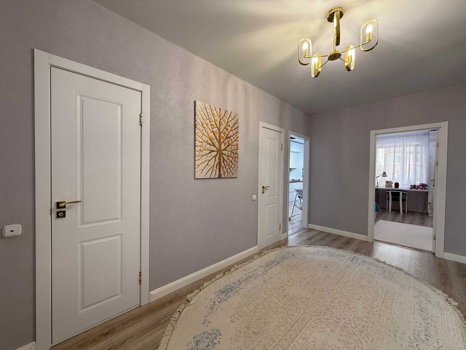 3 комнатная 108 м2 в Юбилейном