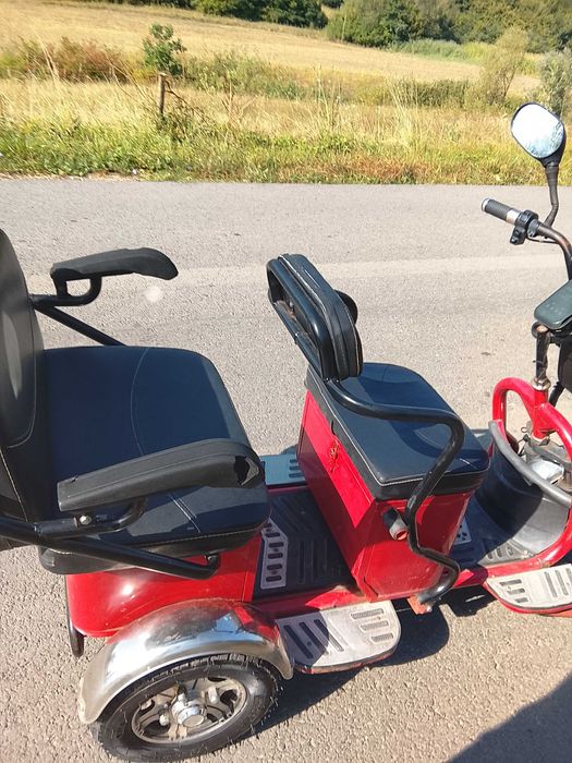 Triciclu electric de vanzare