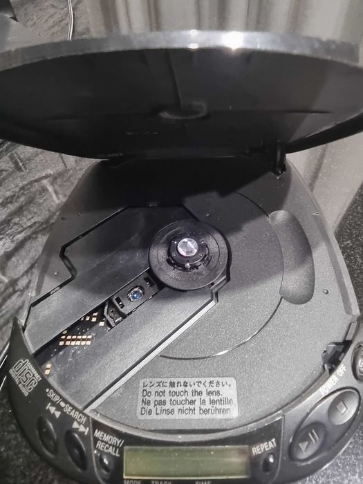 Panasonic portable CD player SL-S138 под восстановление