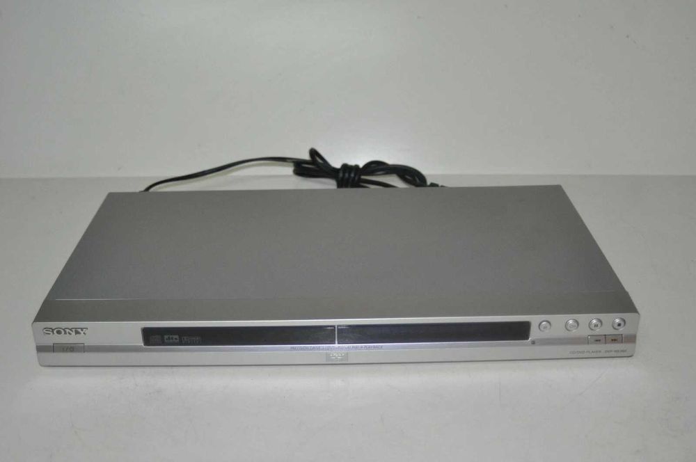 дивиди Mр3 DISC плеър SONY DVP -NS360 страхотен оригинален перфектен