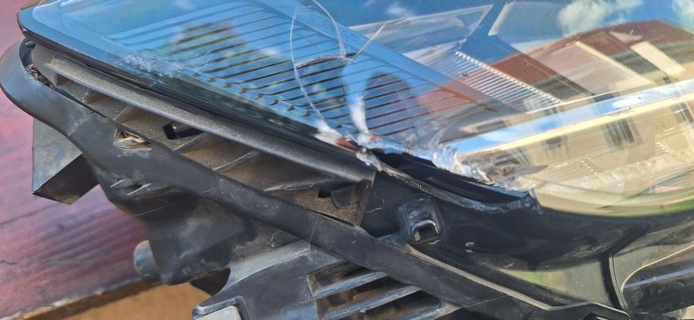 Far Passat stanga si dreapta  2021 3G1941035p și 3G1941036P
