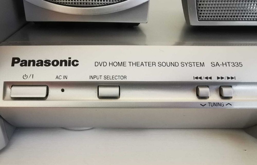 DVD система домашнего кинотеатра Panasonic SA-HT335