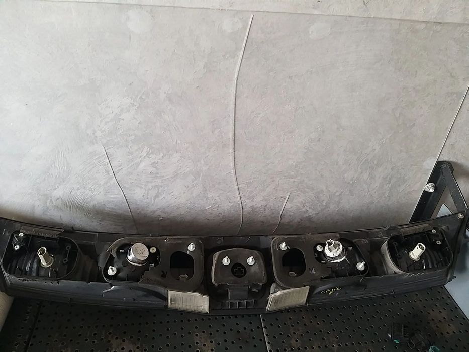 Stop tripla lampa centru haion honda civic 8 13216721