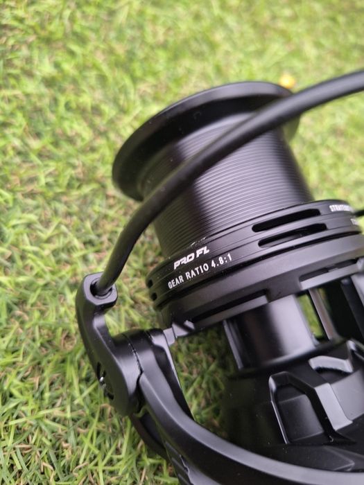 Lanseta Xpower Long Distance 4.2m + Mulineta TX 8000 Spod Feeder