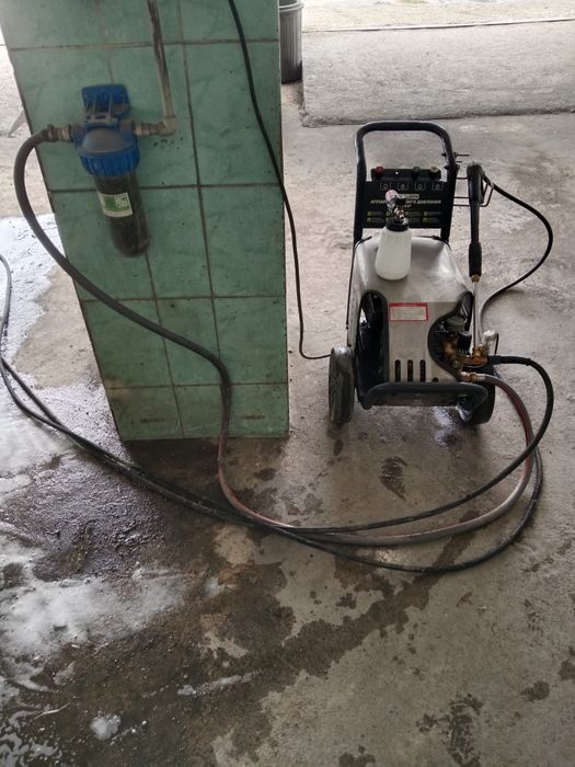 Продам аппарат для мойки машин