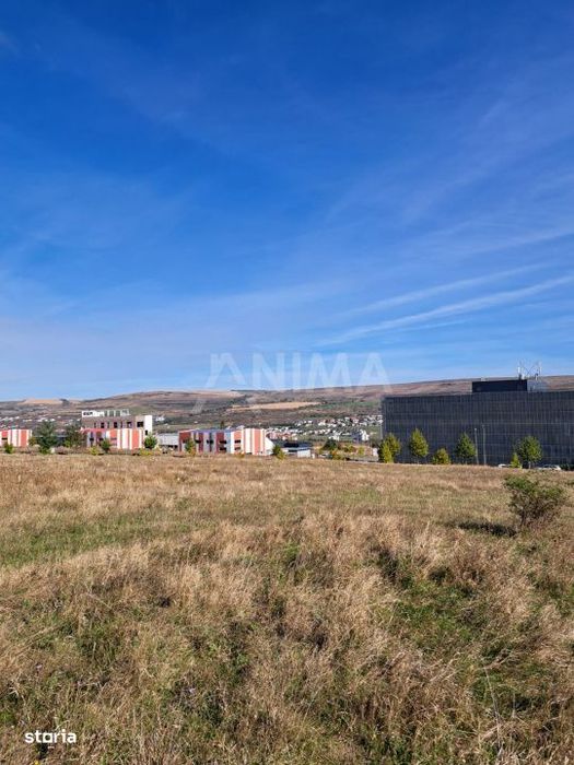 Teren de vanzare pe Dealul Lombului, aproape de Cluj Innovation Park