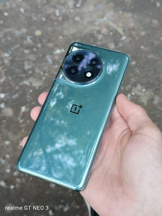 OnePlus 11 16/256 в отличном состоянии