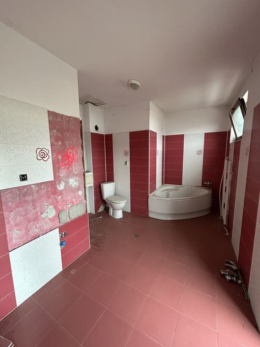 Продава се Многостаен апартамент в Севлиево - 291 кв.м за 631 €/кв.м - Снимка #12