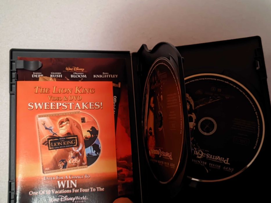 Piratii din Caraibe: The Curse of the Black Pearl