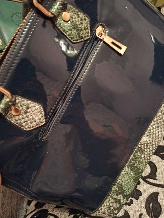 Сумка лакированная