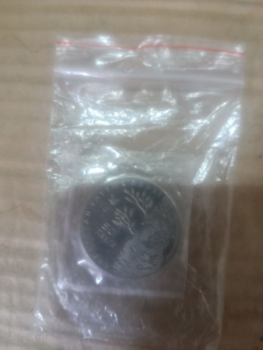 Срочно продам монеты
