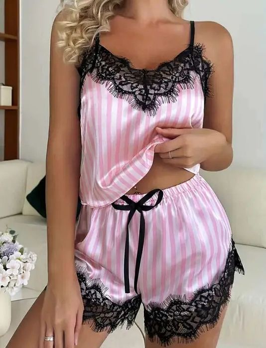 Дамска сатенена пижама