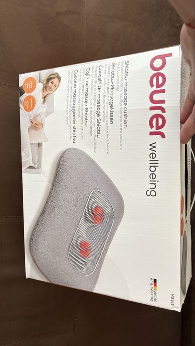 Масажна възглавница Beurer нова