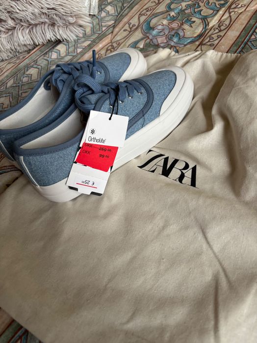 Дамски кецове ZARA