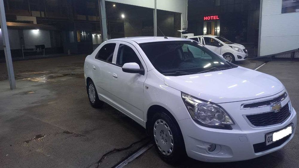 Продаю Cobalt 2022 года автомат