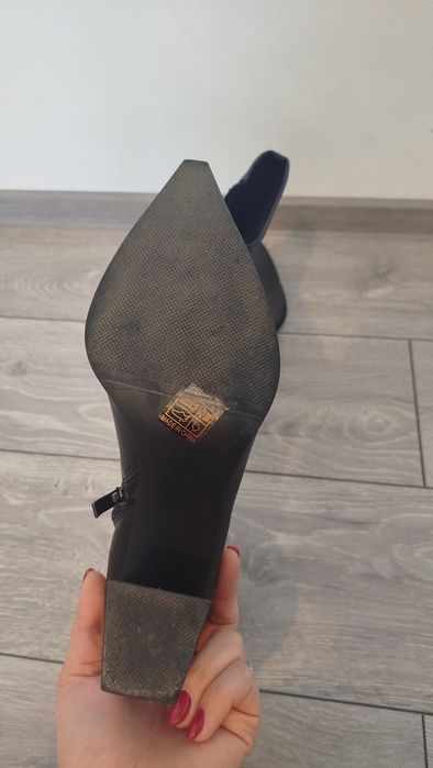 Cizme elegante pana la glezna, nr 40