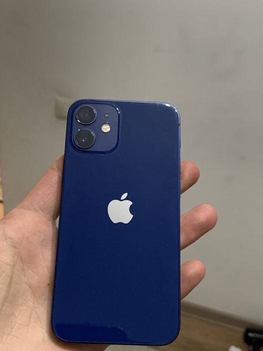 Обмен  айфон 12