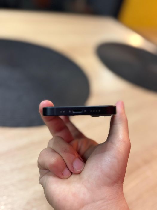 Iphone 13 mini impecabil