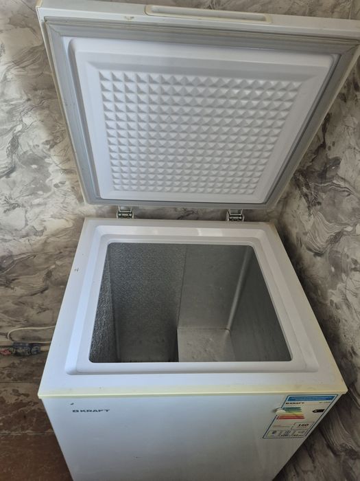 Продам морозильную камеру