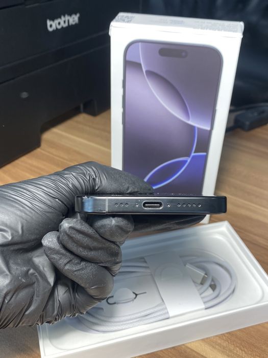iPhone 16 Pro • 128 GB • Black Titanium / Cod produs: 2833