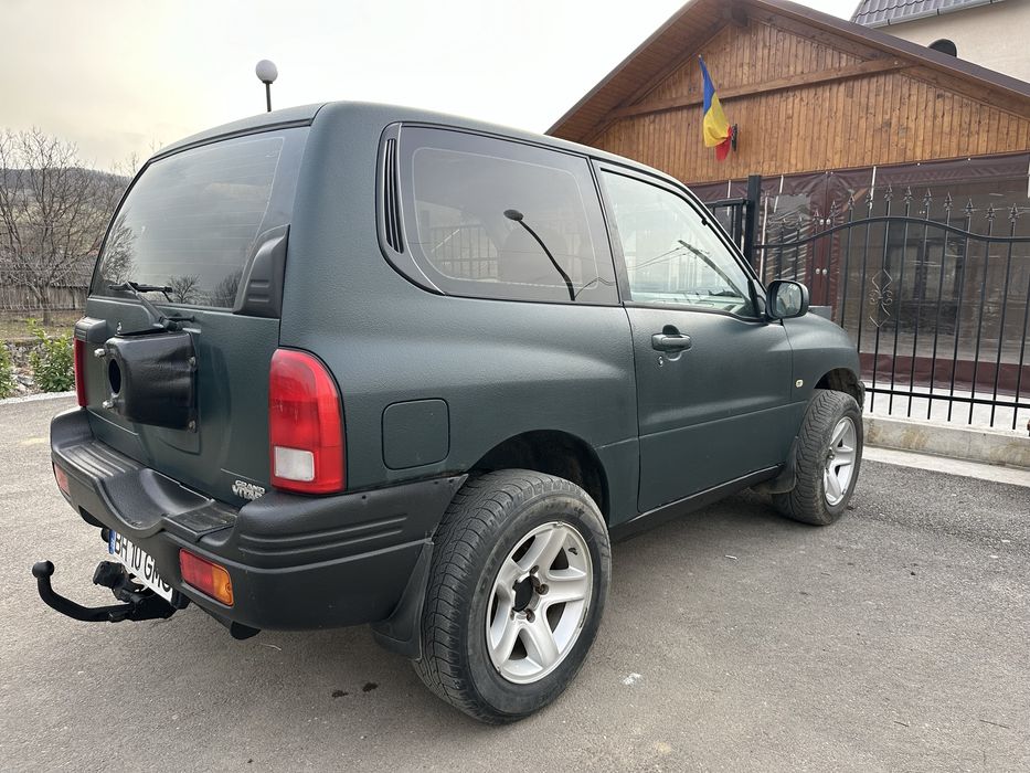 Suzuki Grand Vitara 2.0i Benzina 128 CP