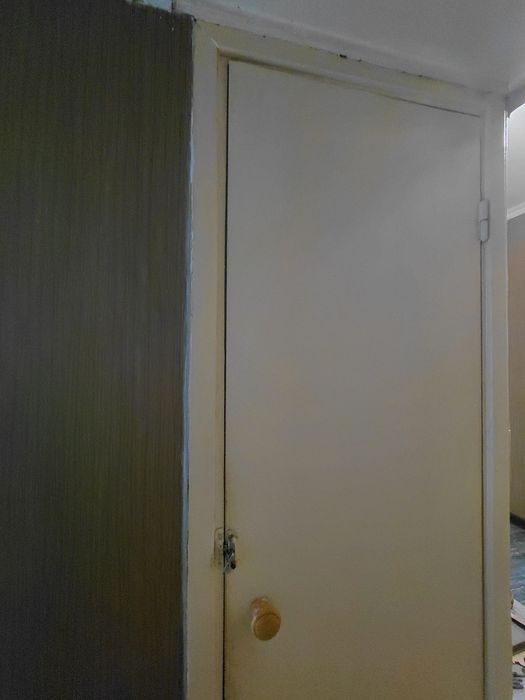 Продам деревянные советские двери